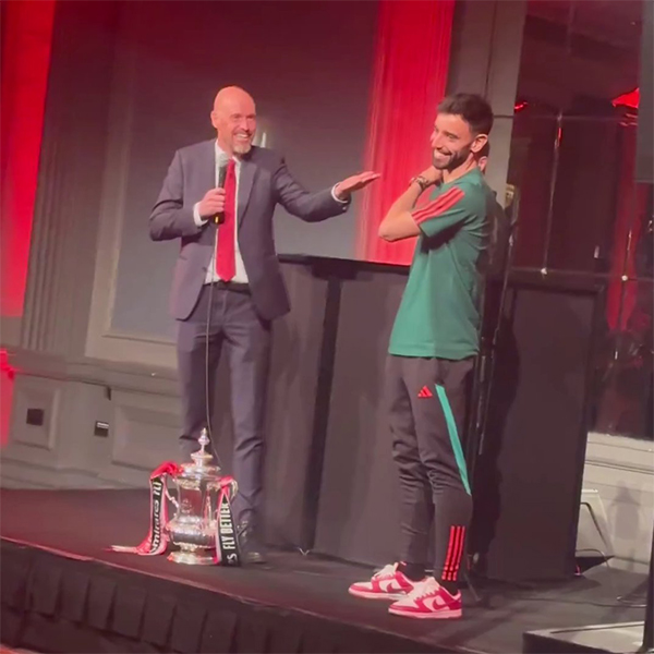 曼联引援受阻 滕哈格亲自出马劝齐尔克泽