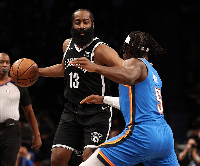 哈登累瘫在地！赛后直言：早已累得疲惫不堪 我早上7点才上床睡觉