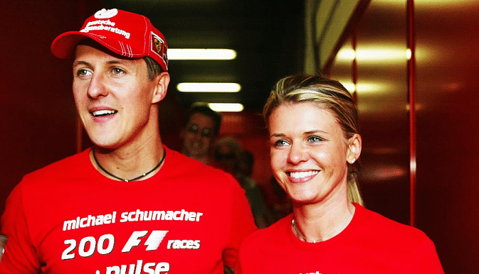 9年花20亿！车王舒马赫被曝苏醒，妻子领奖泪流不止