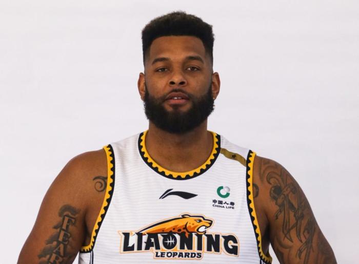 三外援到位，辽宁只差一人！马布里压力倍增，郭士强看到希望