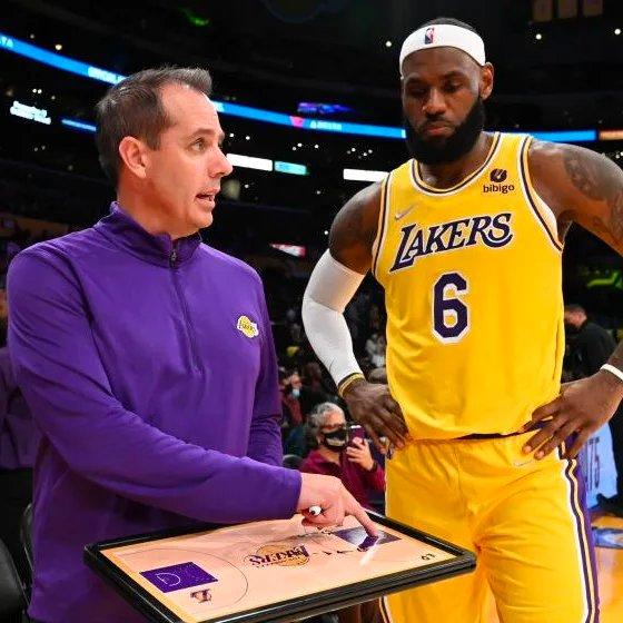 力挺沃格尔！格林指出湖人输球一系列问题，帕金斯：詹眉都该支持他