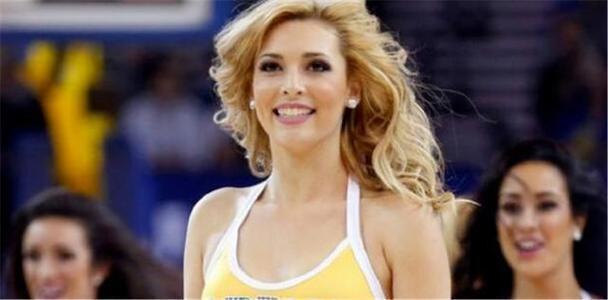 NBA最高，平均年薪6200万，扣除费用，浓眉哥实际到手有多少？