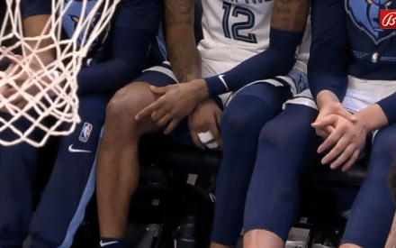 1.9亿人气王手指受伤，西部第2因小失大，恐影响季后赛