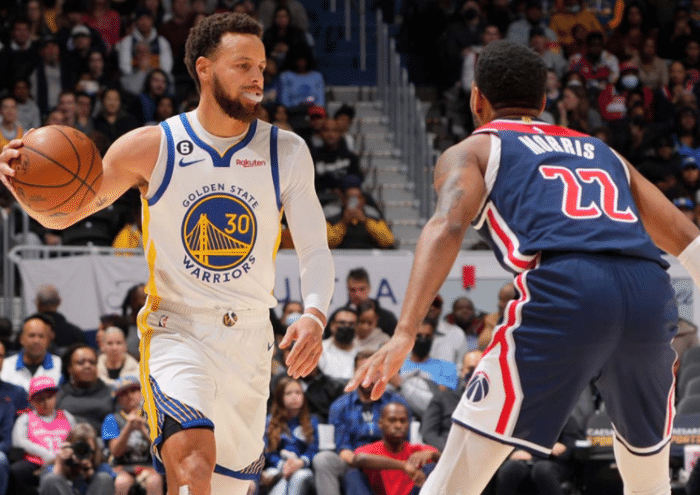 勇士双星合砍73分：库里41+7连破纪录 客场球迷倒戈高呼MVP