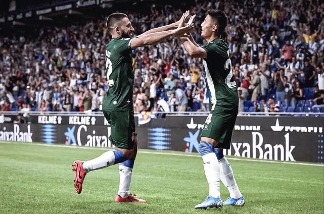 海港400万欧淘来新奥斯卡！连场送3助攻+激活最强武磊，获9.2分最高