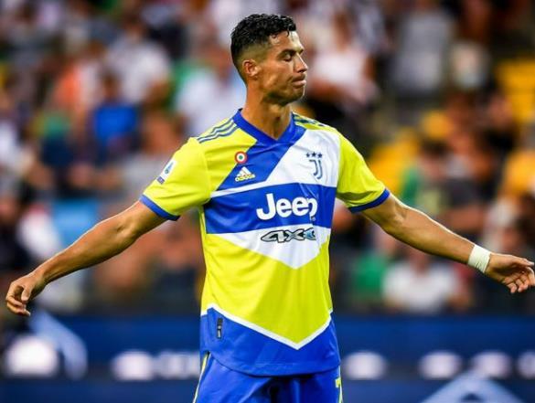 C罗被降为替补？尤文高层给出答案，C罗绝杀被吹，脱衣庆祝吃牌