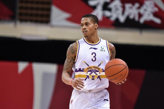 突发！CBA又一大事发生！49分先生无限期停赛！马布里快被他整哭