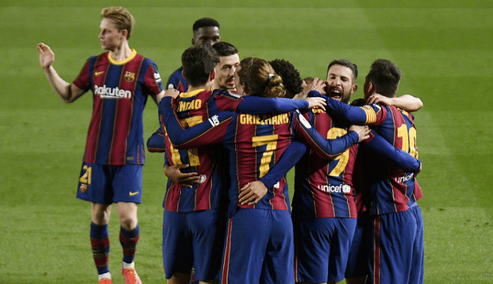 国王杯上演神剧情！巴萨扑点+绝平+加时反超，禁区手球引发争议