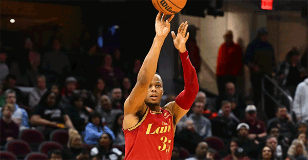 篮网有意奥科罗，先签后换交易进展不顺