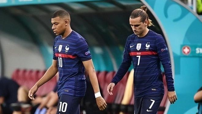 格里兹曼承认洛里退出国家队后没能被授予队长职务很难接受