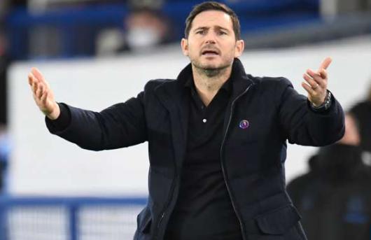 5轮仅4分，2.2亿白花了！兰帕德的帅位不稳，阿布已瞄准1人