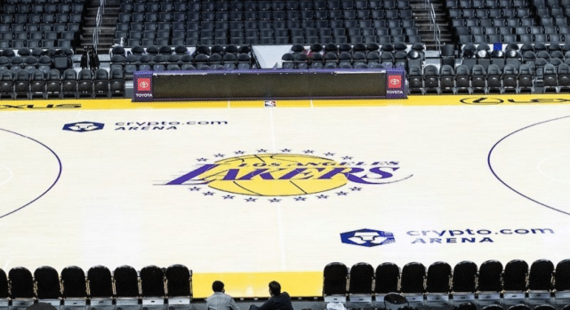 湖人主场未来20年5大盛事！詹姆斯浓眉球衣退役，科比雕像揭幕