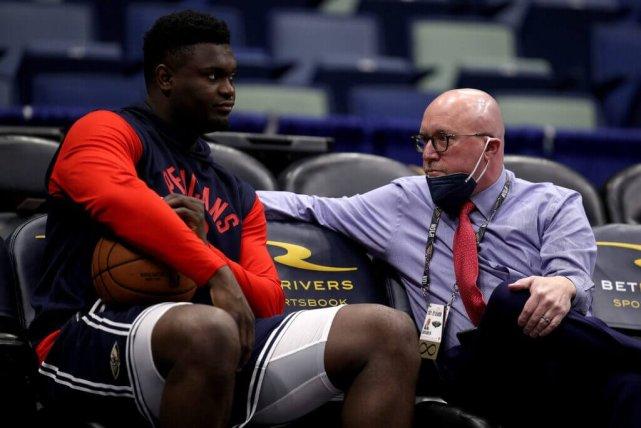 锡安饮食习惯曝光！高糖饮料+整个披萨 名嘴：最新体重近280斤