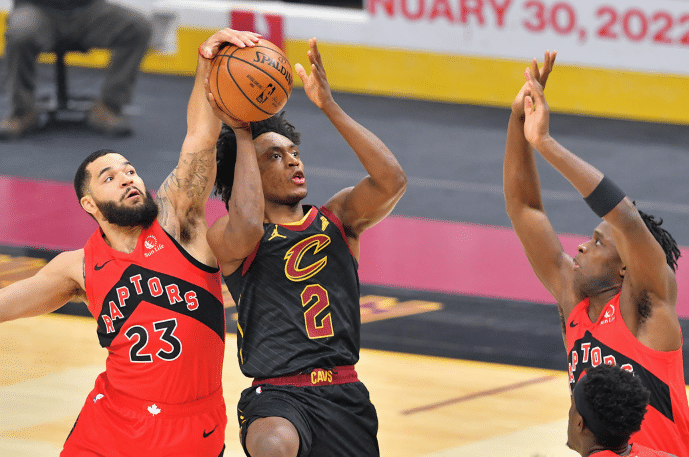 12战11败！昔日总冠军大崩盘，1.3亿巨星仅9分，火箭赢球机会来了