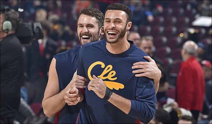 32岁乐福终于伤愈复出，因伤连缺33场，伤后首战仅打10分钟左右