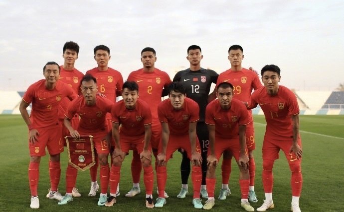 国足亚洲杯领军人物：吴曦领衔 海港四人入选