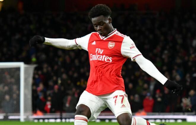 名宿: 萨卡太全能了, 可能只有中卫他踢不了