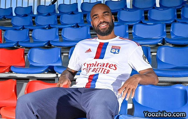 2022-23赛季里昂主客场及第二客场球衣一览