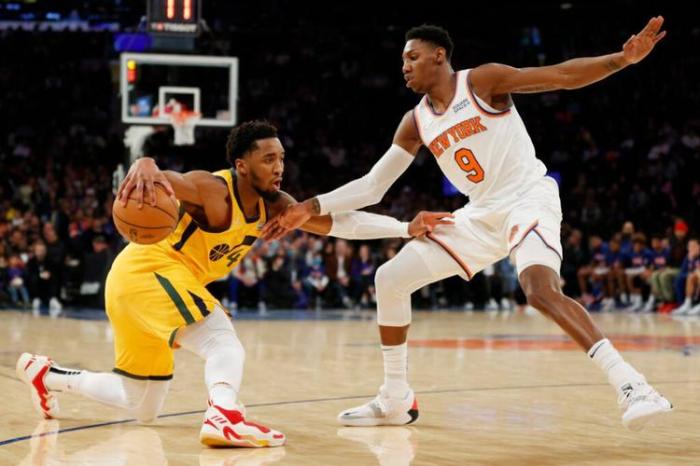 曝尼克斯爵士商讨大交易！纽约筹码曝光领跑争夺战 米切尔疑似表态