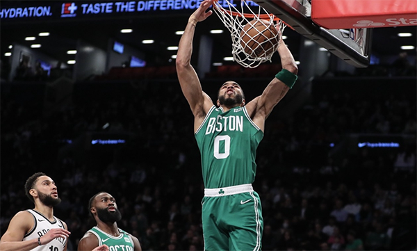 联盟第一！凯尔特人5连胜，塔图姆打服对手，客场球迷高喊MVP