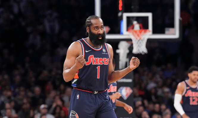 哈登创纪录赚翻了！76人成争冠大热门，球衣销量+收视率火爆