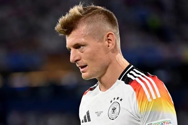 克罗斯：带伤出战欧洲杯，靠胶带和止痛药帮助