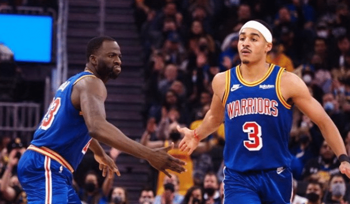 争议！追梦格林疑似甩锅，科尔被指转移舆论，勇士卫冕遭看衰