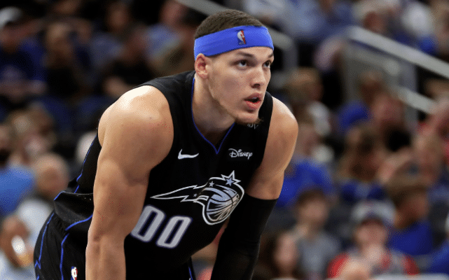 3抢1！曝无冕扣篮王遭哄抢，绿军领跑火箭出局，西部2大豪强搅局