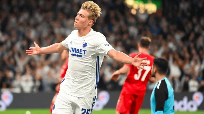 曼晚：拉斯穆斯-霍伊伦德希望今夏转会到曼联