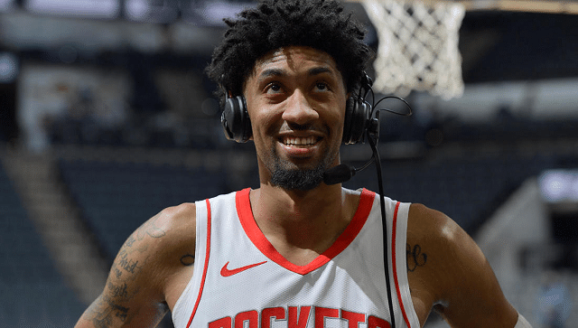 火箭核心向女球迷道歉！被指连续3场整事，还与队友争吵内讧