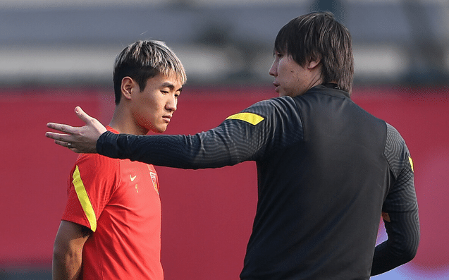 4天两赛！国足热身磨合2套阵容：艾神+前留洋第一星领衔442新体系