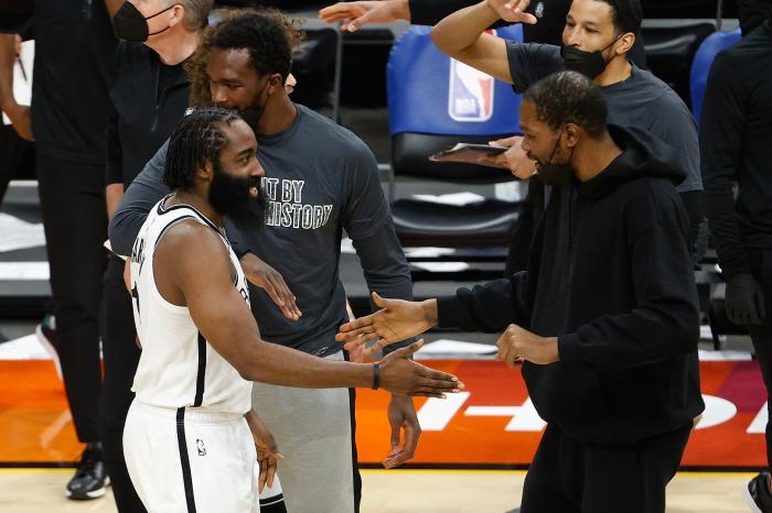 腿筋拉伤！哈登核磁结果出炉，惨遭杜兰特式重伤，名记透露KD复出时间