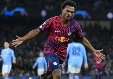 曼联有意签下奥蓬达 将其视为东窗首要引援