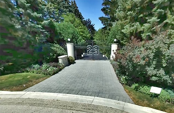 乔丹芝加哥豪宅现状引关注：昔日辉煌如今几近荒废