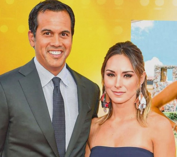 18岁嫁热火主帅，生下3孩后离婚，啦啦队队员尼基得到多少赔偿？