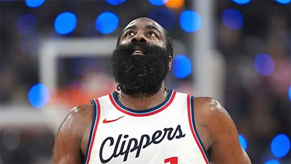 哈登3000记三分里程碑达成：赛后泪目感言，超詹皇神迹登历史次席