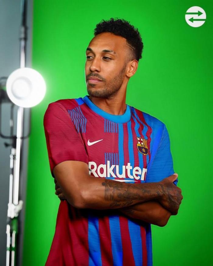 多家媒体：巴萨将在当地时间明天上午官宣奥巴梅扬