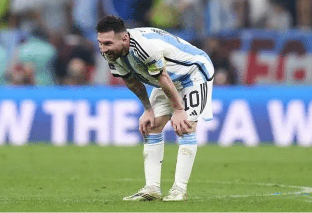 夺冠后，安妞为何第一时间把梅西鞋子拿走？安妞的小心思太机智