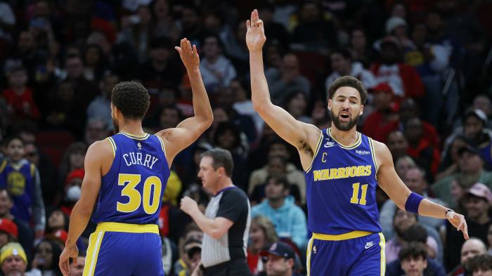 勇士真领袖：库里在场赢103分下场狂输99分 多项数据联盟第二