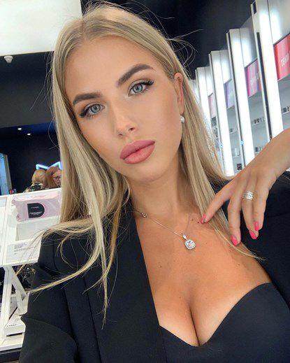 卖掉豪宅度日，为何巴西名宿阿德里亚诺不尝试来中国踢野球捞金？