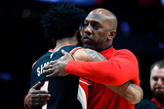 曝开拓者不会解雇主帅！比卢普斯获球员力挺 格兰特：我很想为他效力