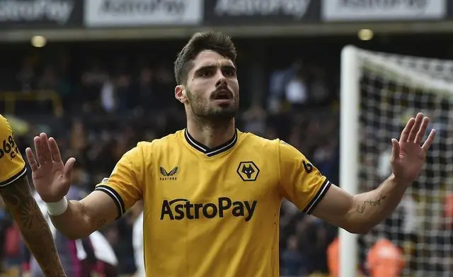 阿森纳不会放弃佩德罗-内托！今夏被狼队拒绝但仍对其保持兴趣