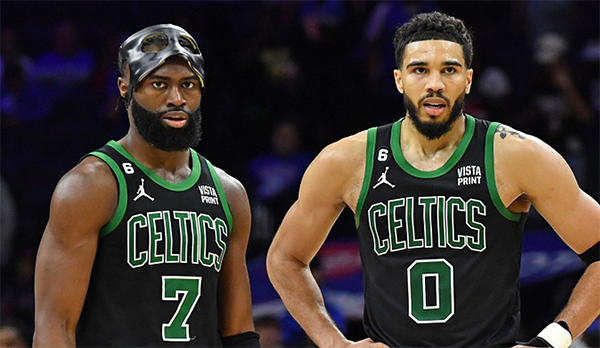 连场拉胯！塔图姆表现遭批，两战三分14中2，联盟门面被打脸