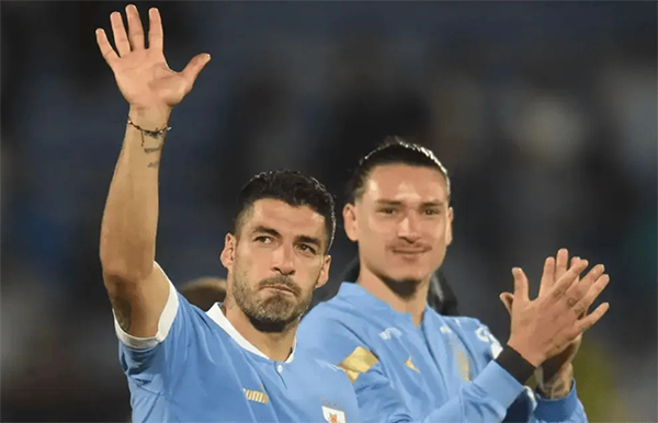 苏亚雷斯谈努涅斯：世界上最优秀的9号之一，享受他的表现