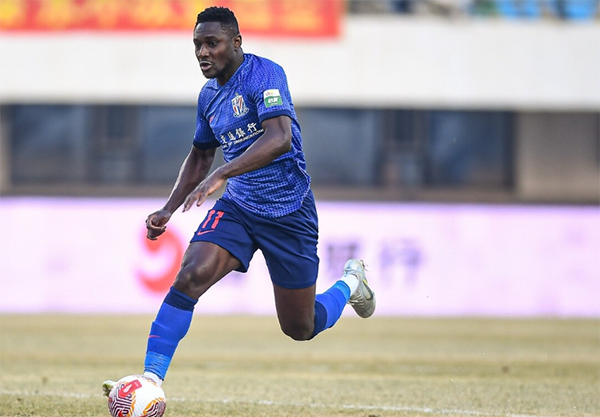 申花神奇逆袭：双线五连胜，勇夺冠军荣耀