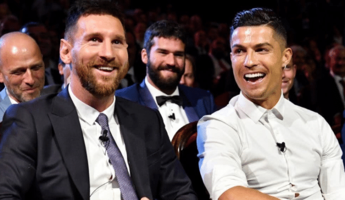 绝代双骄！C罗绝杀历史第一，梅西戴帽超贝利，新球队PK正式打响