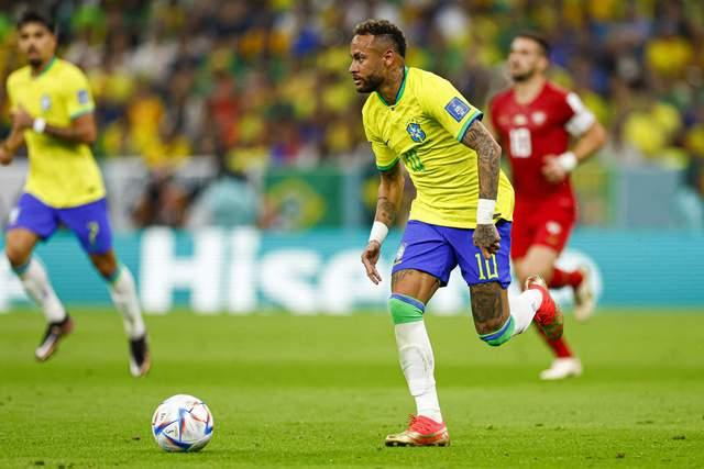 世界杯又一主帅下课！C罗恩师1-4惨败辞职，盛赞韩国球员是最棒的