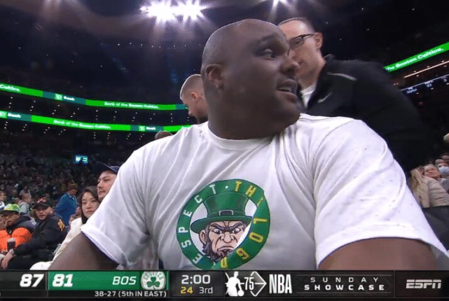 热搜！36岁大宝贝偷占球迷座位曝光 曾因骗保被指控