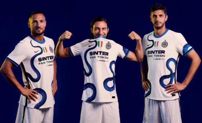 图腾的新皮肤：国际米兰与耐克发布新赛季客场球衣