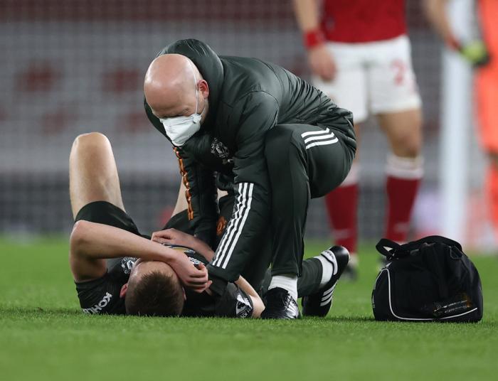 曼联新队魂病愈强阵出战英超！索帅称输球因运气差，要求门前冷静